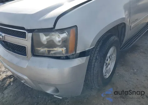 2008 Chevrolet Tahoe Ls из США, поврежденный, VIN 1GNFC13C28R193831